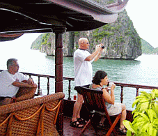 Tháng 10, khách du lịch nước ngoài đến Việt Nam tăng