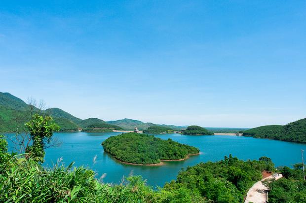 Hồ Truồi và Thác Nhị Hồ được công nhận là điểm du lịch của tỉnh Thừa Thiên Huế