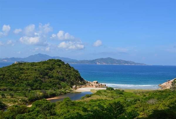 Những bãi biển tuyệt đẹp không thể bỏ qua ở Ninh Thuận