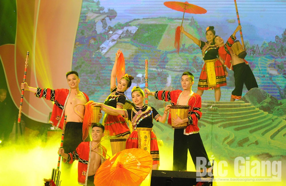Độc đáo lễ hội cầu mùa của người Dao Sơn Động ở Bắc Giang