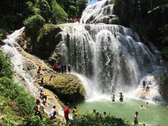 Huyện Lạc Sơn (Hòa Bình): 5 tháng, doanh thu từ du lịch đạt 8,4 tỷ đồng