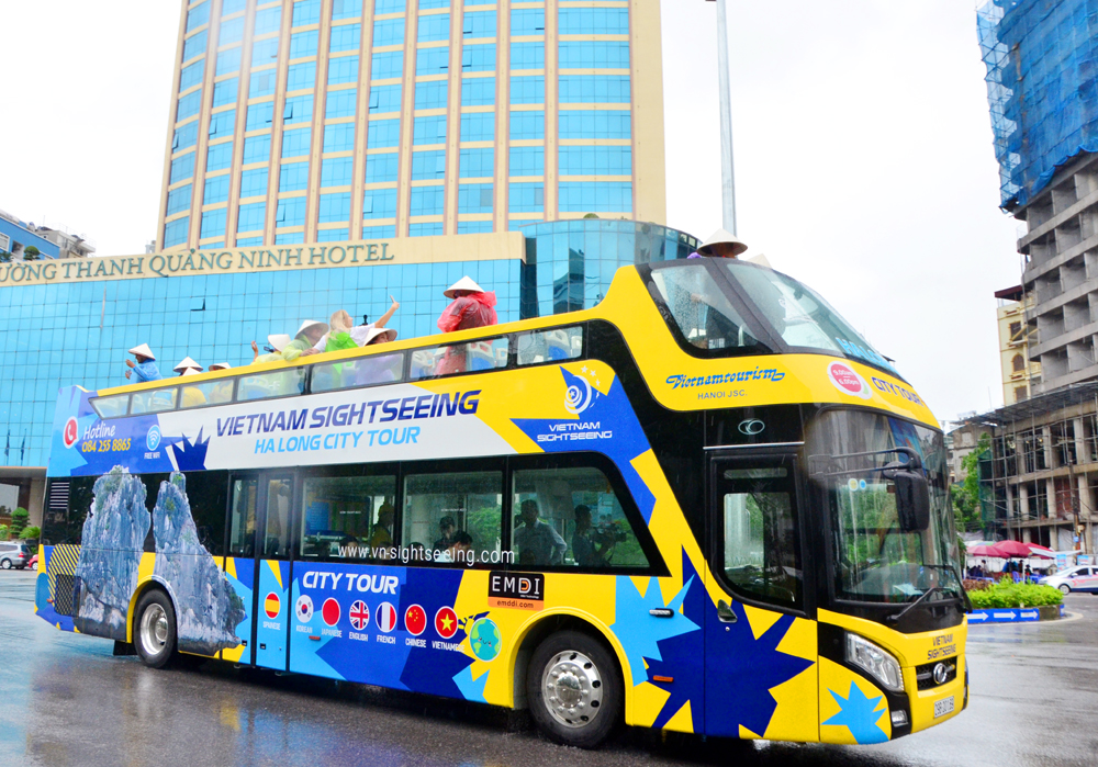 Quảng Ninh chính thức đưa xe buýt 2 tầng vào phục vụ du lịch 