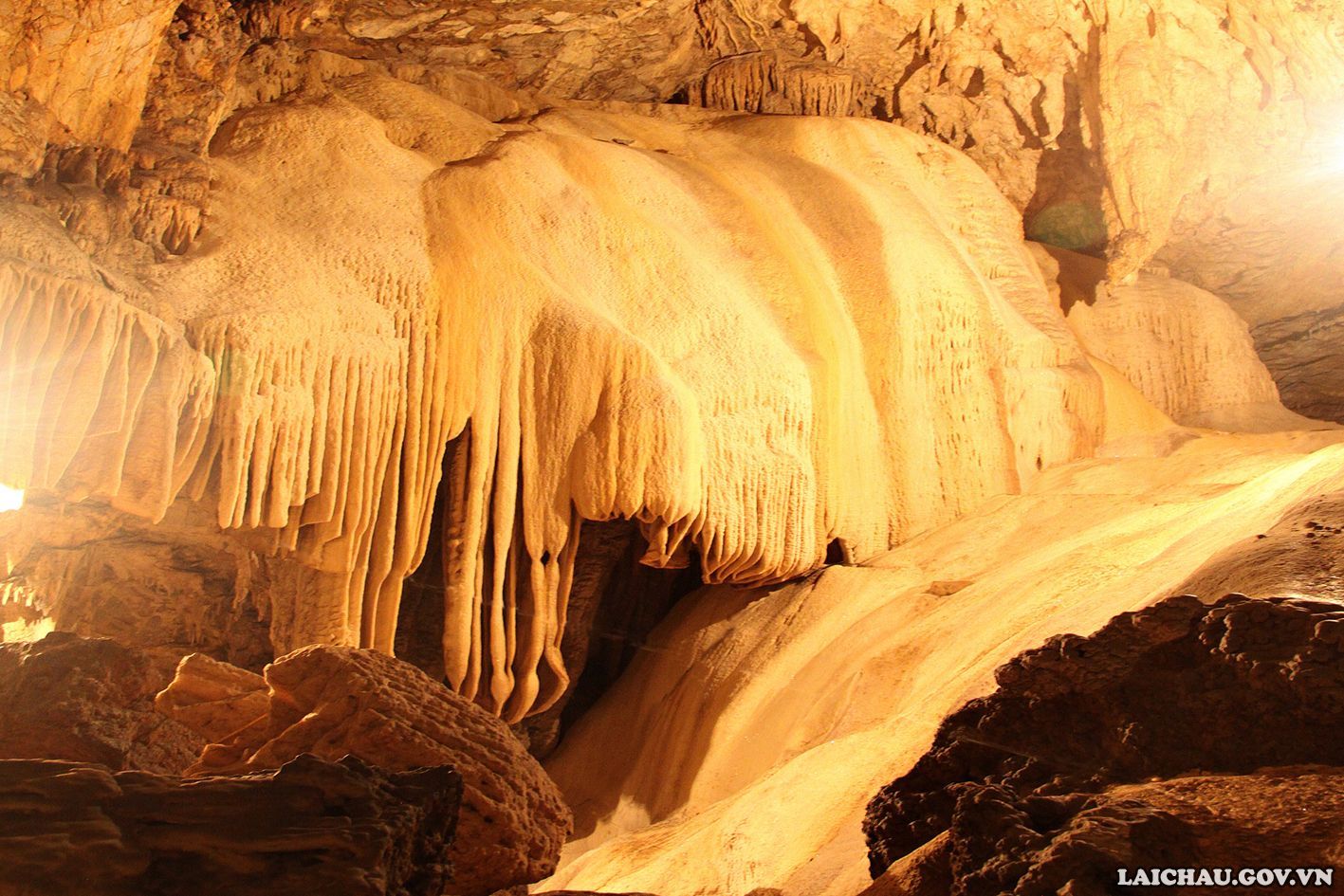 Hệ thống hang động Gia Khâu ở Lai Châu