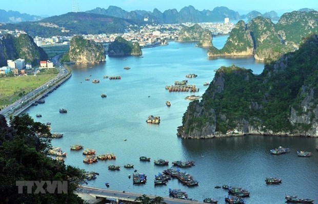 Kích cầu hiệu quả, lượng khách du lịch đến Quảng Ninh tăng nhanh