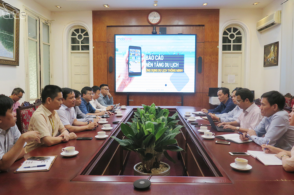 Phó Tổng cục trưởng Nguyễn Lê Phúc làm việc với Mobifone về ứng dụng nền tảng số trong du lịch