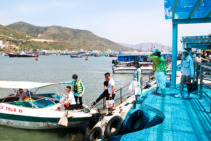 5 tháng, Khánh Hòa đón hơn 650.000 lượt khách du lịch