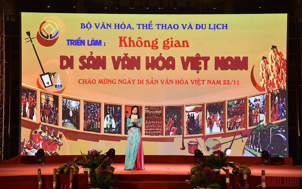 Khai mạc triển lãm “Không gian di sản văn hóa Việt Nam”