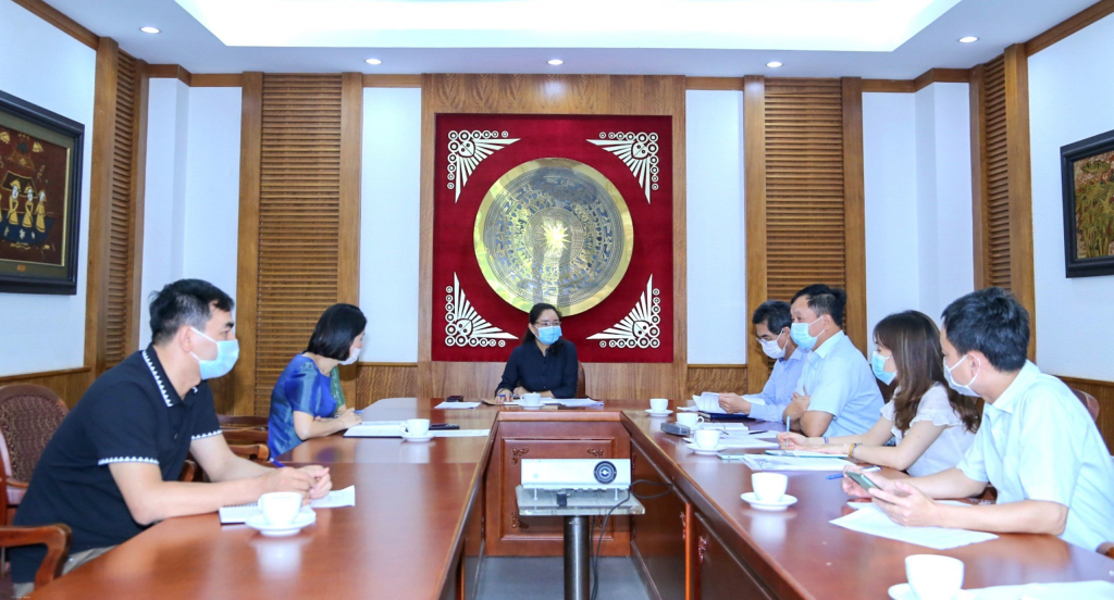 Thứ trưởng Trịnh Thị Thủy: Yêu cầu các cơ sở lưu trú du lịch thực hiện nghiêm việc tự đánh giá an toàn Covid-19