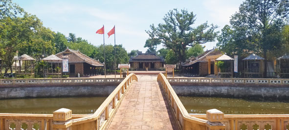 Thăm Khu di tích Văn Thánh - Khổng Miếu ở Quảng Nam