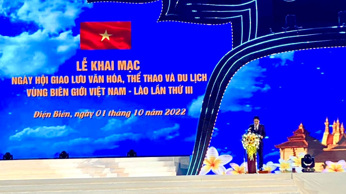 Khai mạc Ngày hội giao lưu VHTTDL vùng biên giới Việt Nam - Lào lần thứ III: tôn vinh tầm vóc và giá trị đặc biệt của mối quan hệ Việt - Lào