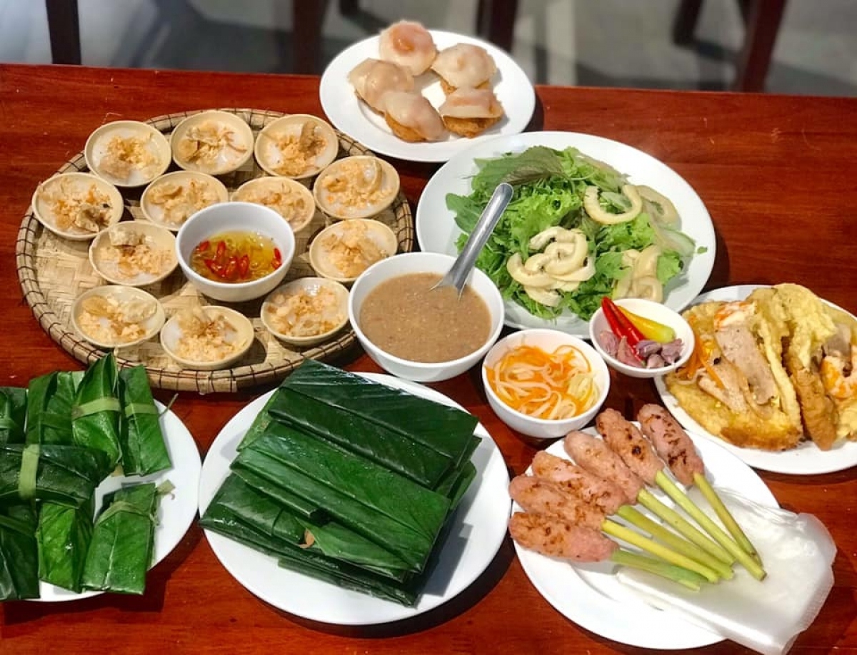 Những món ăn Huế lọt top 100 món ăn đặc sản, quà tặng Việt Nam