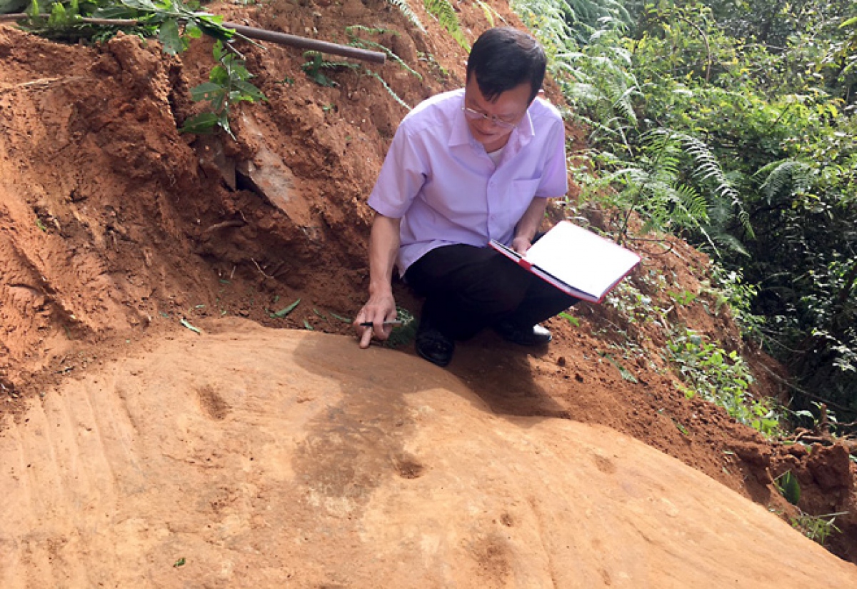 Phát hiện thêm đá khắc cổ ở Mù Cang Chải, tỉnh Yên Bái