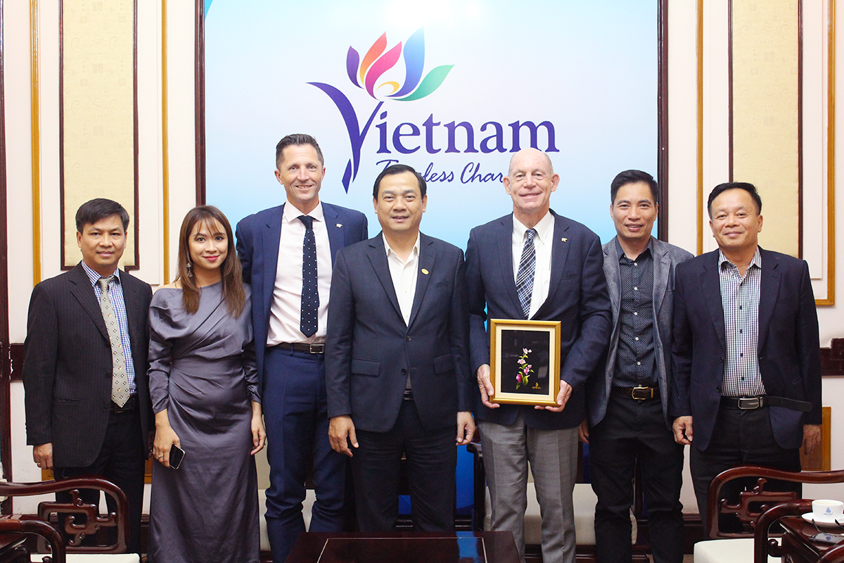 Tổng cục Du lịch làm việc với Nicklaus Design về hợp tác quảng bá du lịch golf Việt Nam ra thế giới 