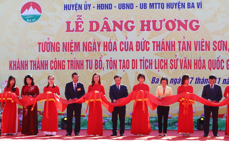 Hà Nội: Dâng hương tưởng niệm Đức Thánh Tản Viên Sơn