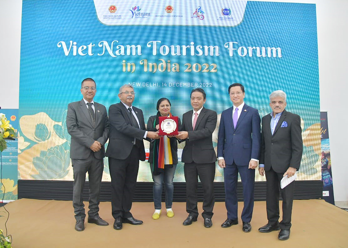 Quảng bá hình ảnh, thương hiệu du lịch, tăng cường thu hút khách Ấn Độ tới Việt Nam