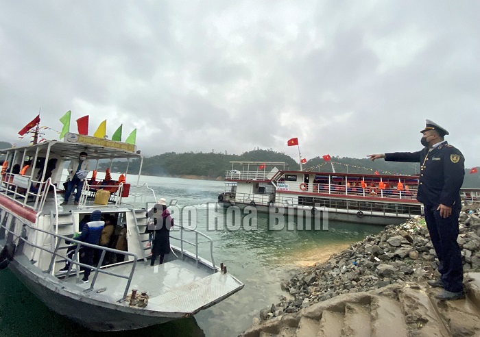 Huyện Cao Phong - Hoà Bình: Xây dựng các điểm du lịch vùng hồ an toàn, thân thiện, hấp dẫn