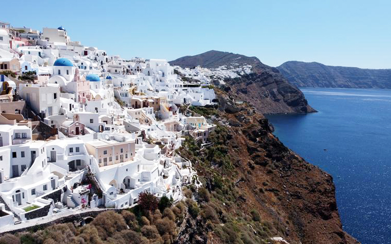 Kích thích du lịch hè, Hy Lạp dỡ bỏ nhiều quy định phòng dịch