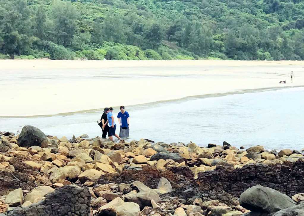 Quảng Ninh: Trải nghiệm cảnh đẹp đảo Cá Chép