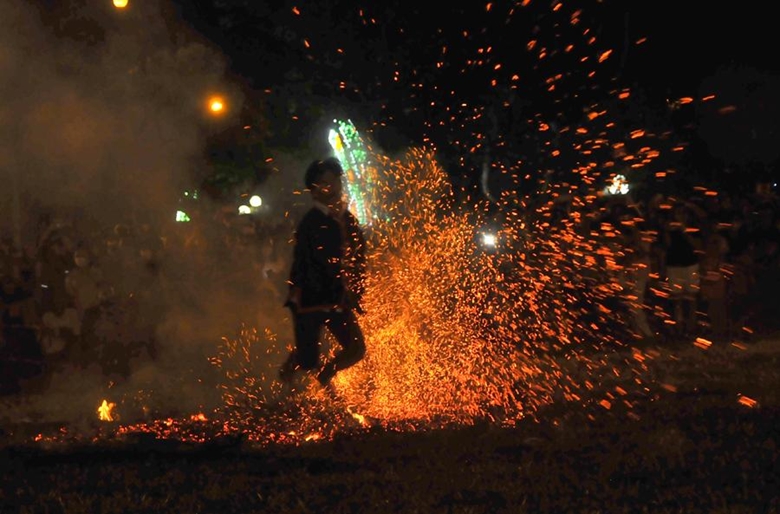 Hà Giang: Khai mạc Lễ hội nhảy lửa của người Pà Thẻn năm 2022