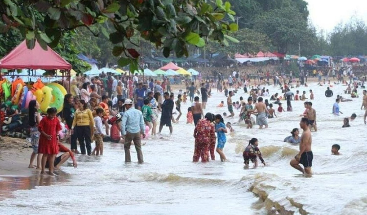 Hơn 1,2 triệu người đi du lịch trong dịp lễ hội truyền thống lớn nhất Campuchia