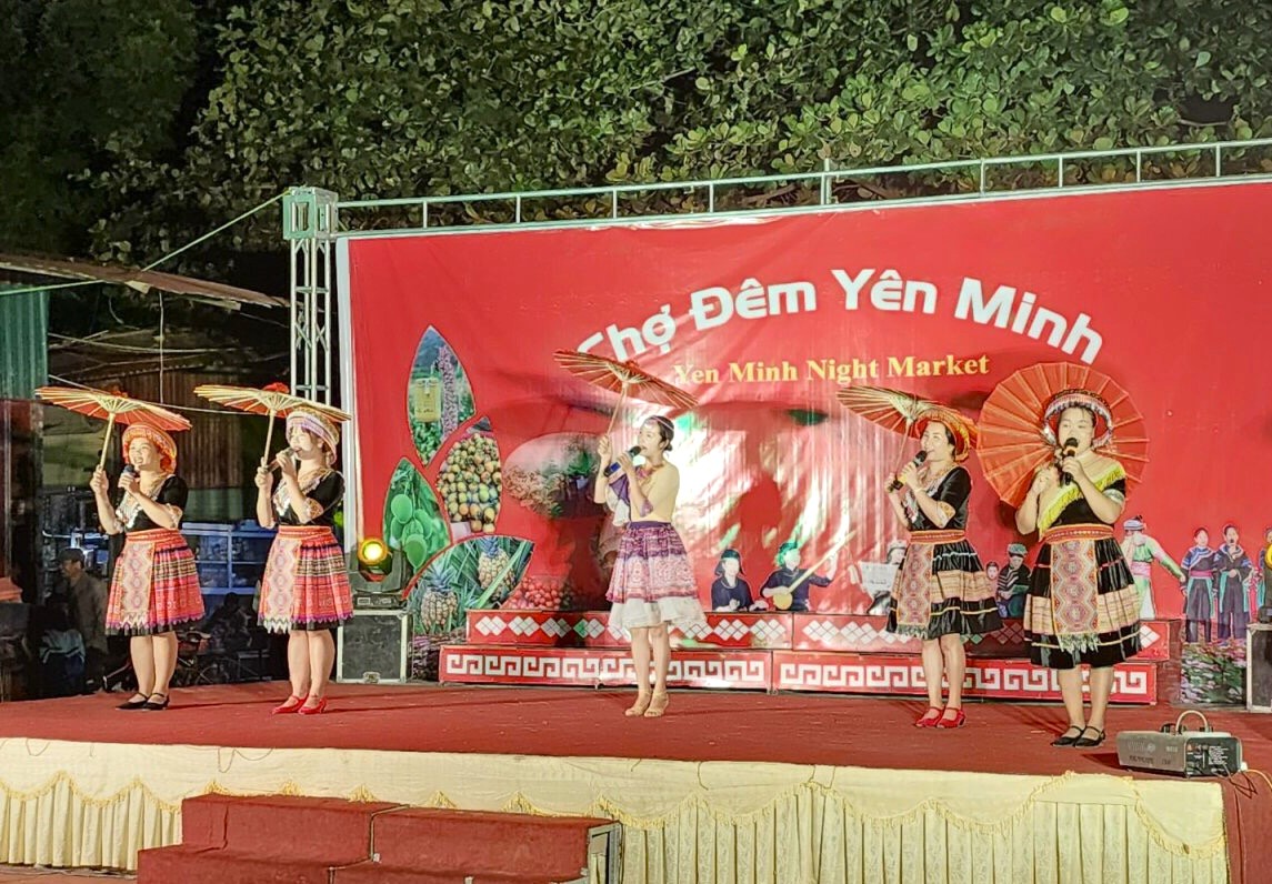 Hà Giang: Yên Minh tổ chức chợ đêm dịp Lễ hội hoa Tam giác mạch lần thứ IX