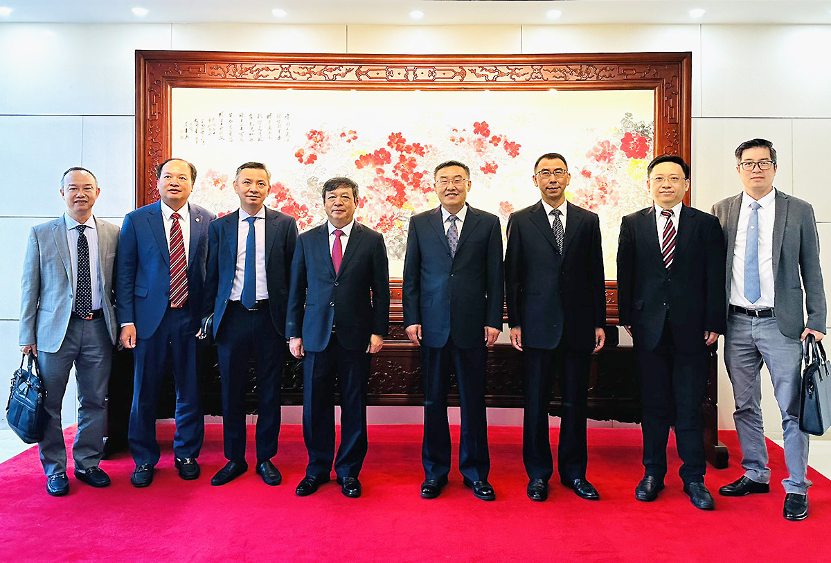 Thứ trưởng Bộ Văn hóa, Thể thao và Du lịch Đoàn Văn Việt làm việc với Bộ Văn hóa và Du lịch Trung Quốc