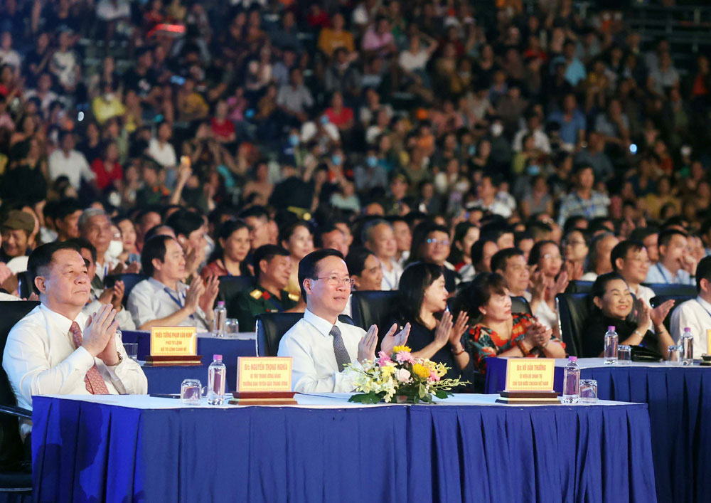 Ninh Thuận tổ chức Lễ đón bằng UNESCO vinh danh nghệ thuật làm gốm của người Chăm