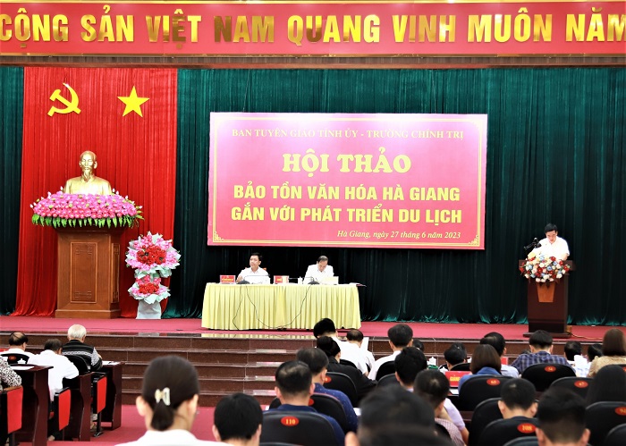 Hội thảo “Bảo tồn văn hóa Hà Giang gắn với phát triển du lịch”