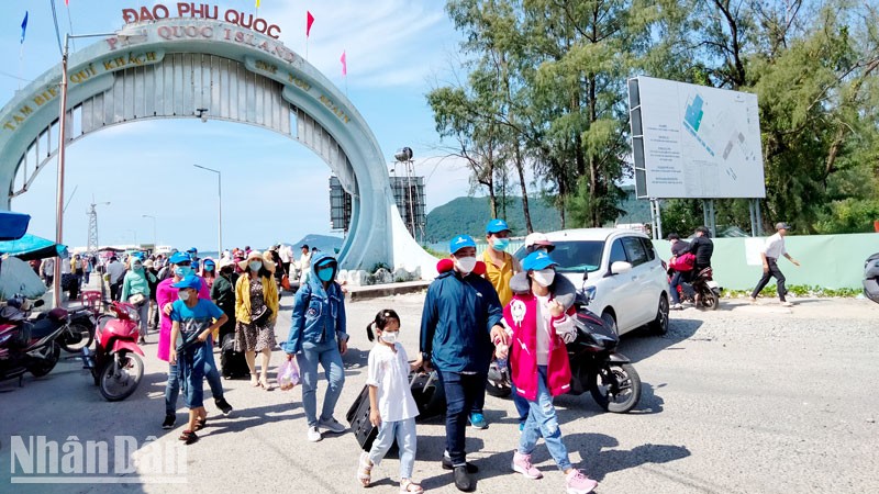 Kiên Giang đón gần 5 triệu lượt khách du lịch