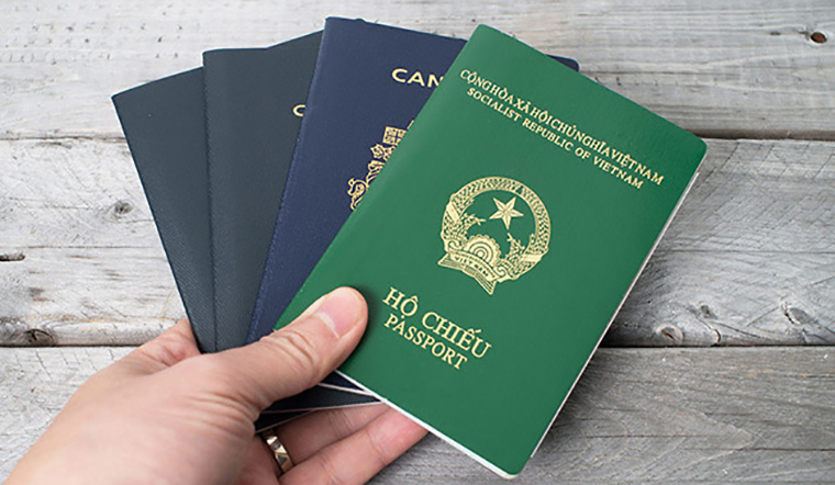 Đề xuất giảm 10% lệ phí khi làm hộ chiếu online
