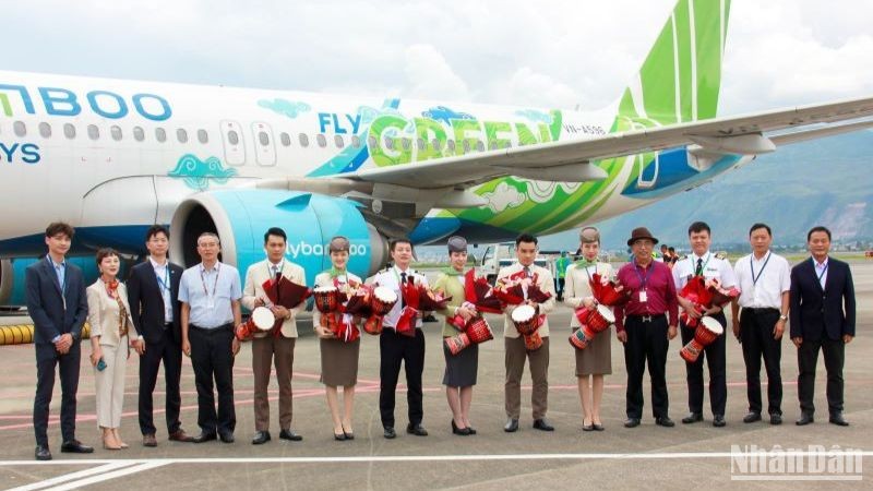Bamboo Airways khai thác các chuyến bay thẳng tới Lệ Giang (Trung Quốc)