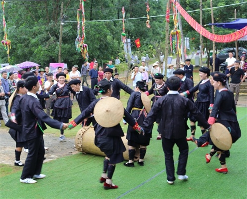 Hà Giang: Lễ hội múa trống dân tộc Giáy