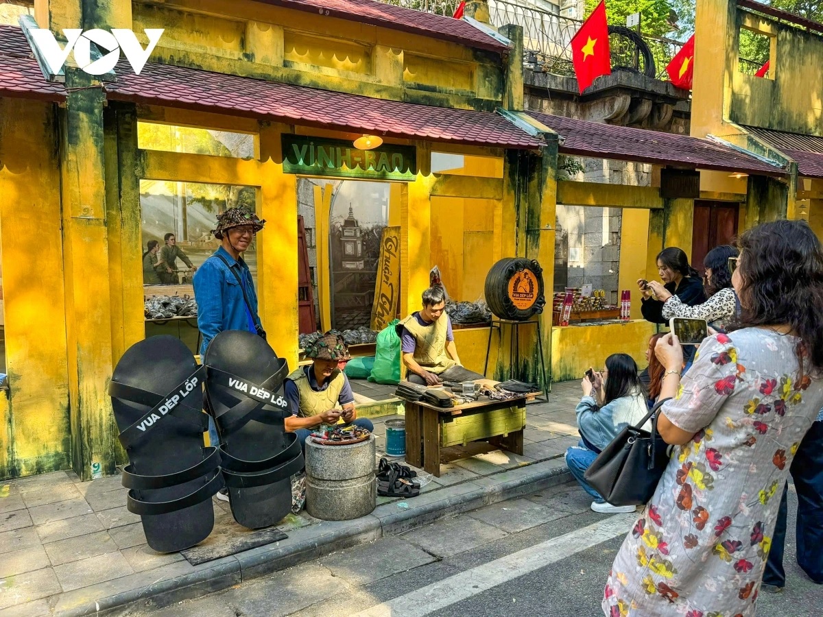 Tái hiện không gian Hà Nội xưa trong trưng bày “Ký ức Hà Nội - 70 năm”