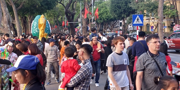 Hà Nội: Khách quốc tế trong kỳ nghỉ Tết Nguyên đán tăng gấp đôi so với cùng kỳ