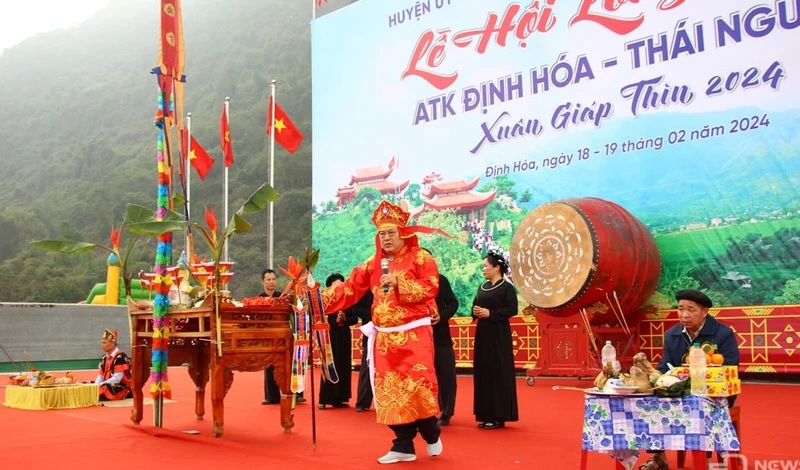 Thái Nguyên: Tưng bừng lễ hội lồng tồng ATK Định Hóa