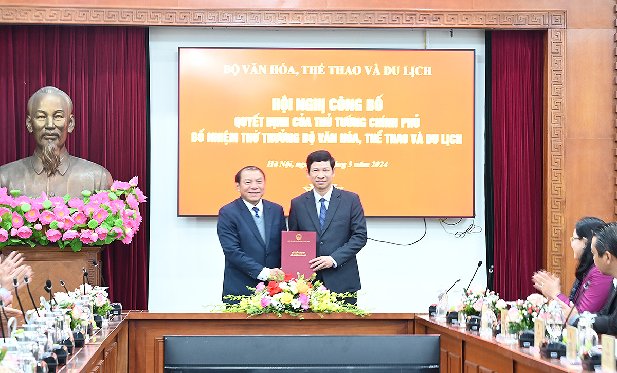 Trao Quyết định bổ nhiệm Thứ trưởng Bộ Văn hóa, Thể thao và Du lịch Hồ An Phong