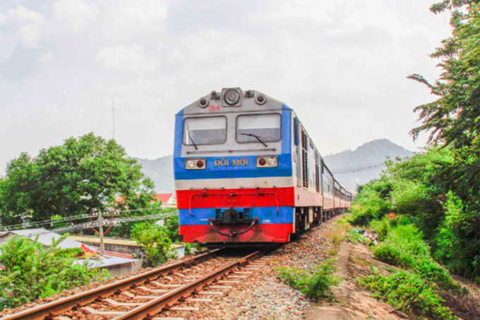 Khánh Hòa: Khách đi tàu hỏa là đoàn viên công đoàn được giảm giá vé