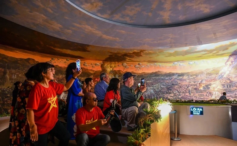 Bảo tàng Chiến thắng Điện Biên Phủ tăng giờ mở cửa phục vụ khách tham quan 2 tối trong tuần
