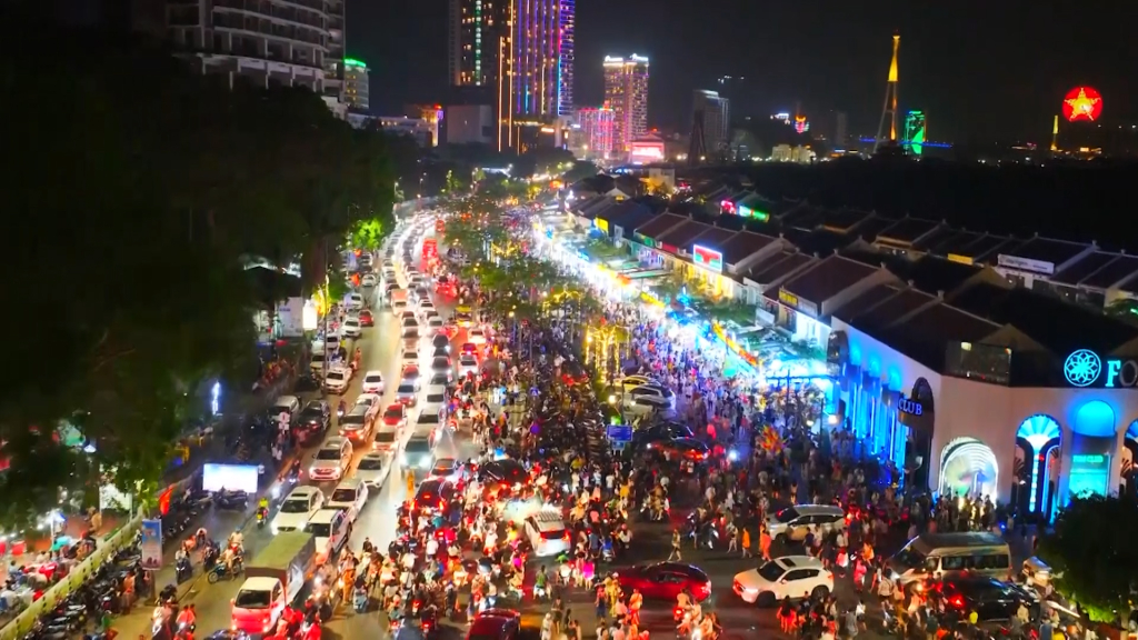 Quảng Ninh: Bước chạy đà để du lịch thành ngành kinh tế mũi nhọn