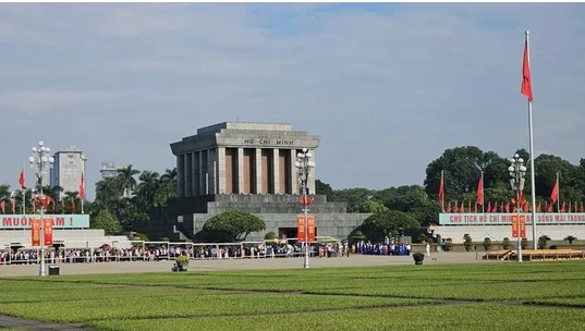 Lăng Chủ tịch Hồ Chí Minh mở cửa trở lại từ ngày 13-8