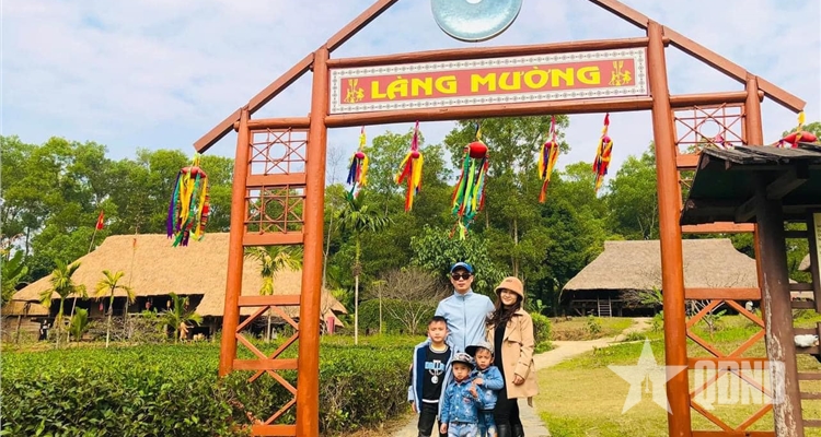 ''Ngày hội gia đình'' tại Làng Văn hóa - Du lịch các dân tộc Việt Nam