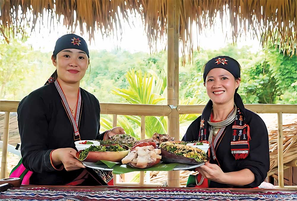 Bản Miền - Nơi người Dao ''chữa lành'' bằng lá và tình người