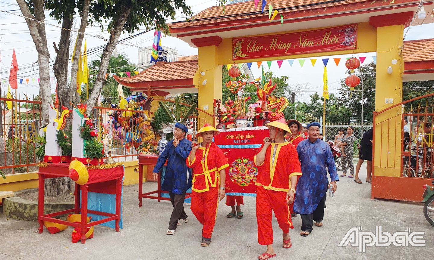 Về thăm đình Vĩnh Bình (Tiền Giang), tham gia Lễ hội Kỳ yên