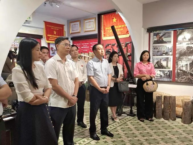 Khảo sát, đánh giá lại hiệu quả các chuỗi di sản, di tích phục vụ phát triển du lịch tại TPHCM