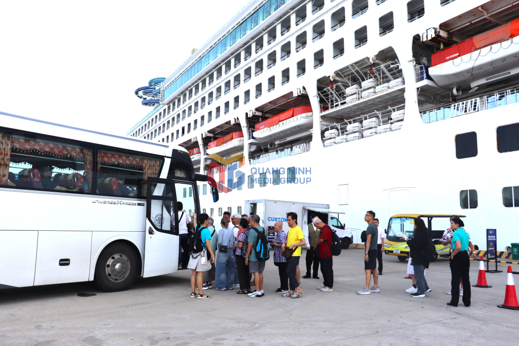 Quảng Ninh: Hứa hẹn mùa du lịch tàu biển ''bội thu''