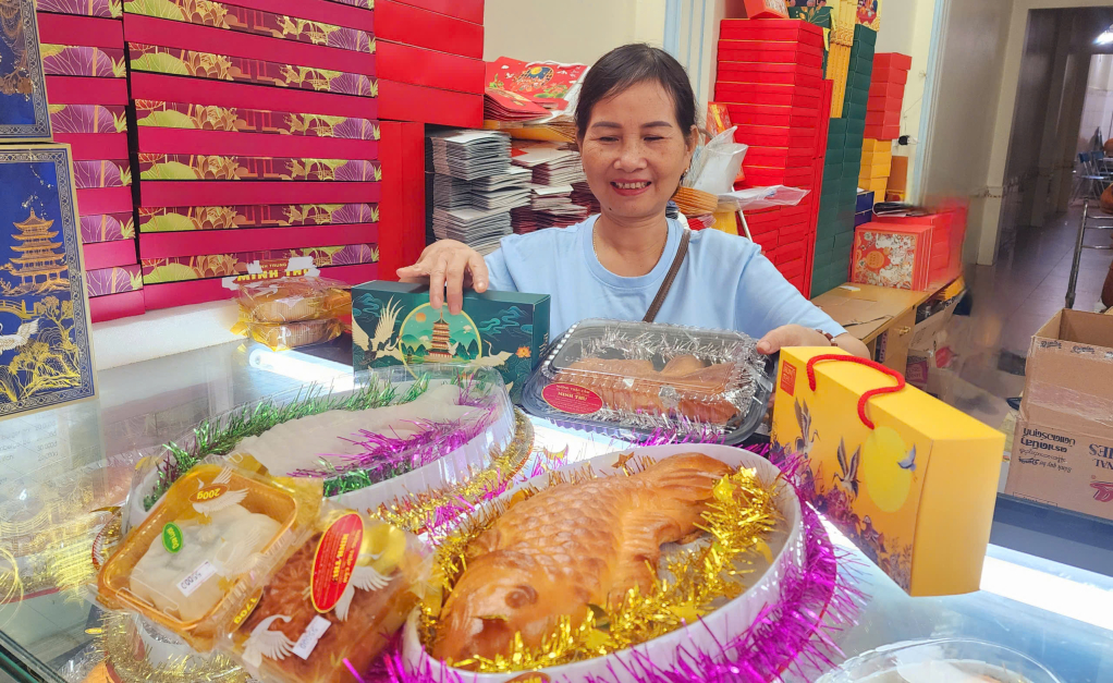 Bánh trung thu mang hương xưa còn mãi, vị mới thăng hoa