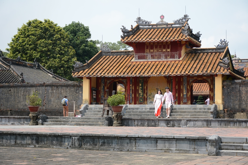 Huế: Di tích hồi sinh từ trong đổ nát…
