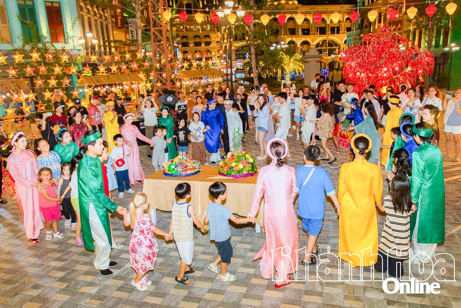 Khánh Hòa: Phát triển du lịch thành ngành kinh tế mũi nhọn