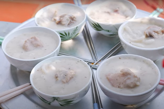 Cháo se Hạ Mỗ lan tỏa phố phường