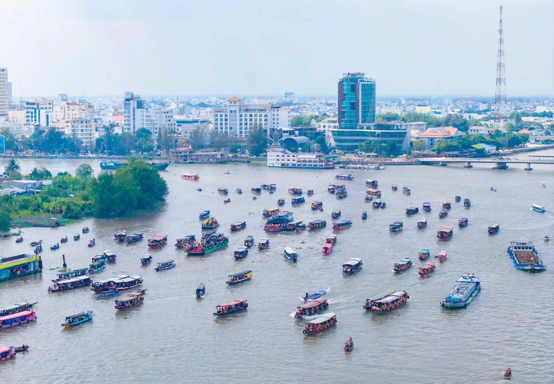 Nhiều hoạt động hấp dẫn tại Lễ hội Văn hóa sông nước Cần Thơ năm 2025